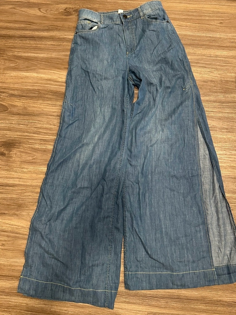 Alice + Olivia Wide Bootcut Blue Denim Jeans